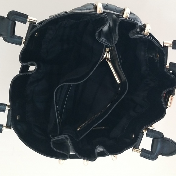 like new Burberry Medium Prorsum Black Calfskin Quilted Baby Beaton Bag - Picture 15 of 15